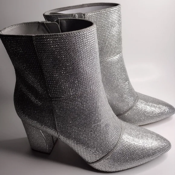 New MADDEN NYC Shiny Silver boots - Picture 2 of 4